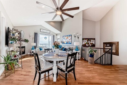 33 Boulder Creek Manor Se, Langdon, AB - Indoor Photo Showing Dining Room
