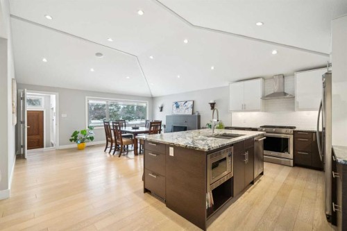 16 Meadowlark Crescent Sw, Calgary, AB - Indoor Photo Showing Kitchen With Stainless Steel Kitchen With Upgraded Kitchen