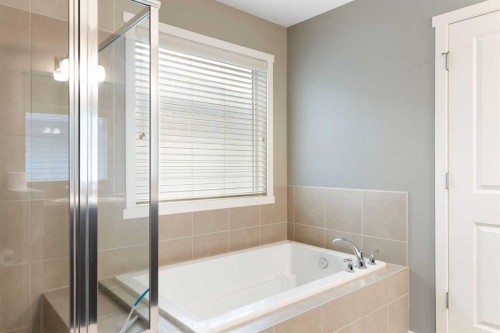 98 Nolanfield Road Nw, Calgary, AB - Indoor Photo Showing Bathroom