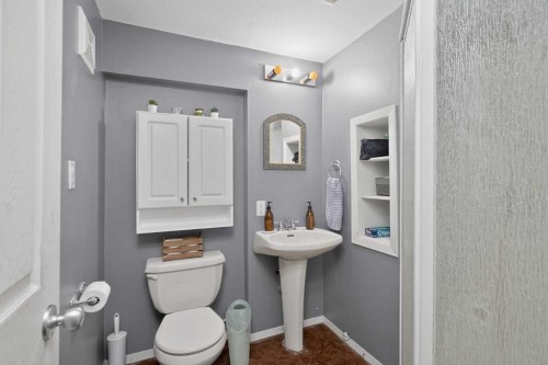 28-6503 Ranchview Drive Nw, Calgary, AB - Indoor Photo Showing Bathroom