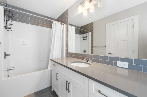 24 Seton Grove Se, Calgary, AB - Indoor Photo Showing Bathroom