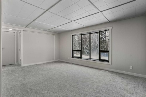 8 29415  Range Rd 52, Rural Mountain View County, AB - Indoor Photo Showing Other Room