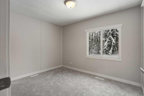 8 29415  Range Rd 52, Rural Mountain View County, AB - Indoor Photo Showing Other Room