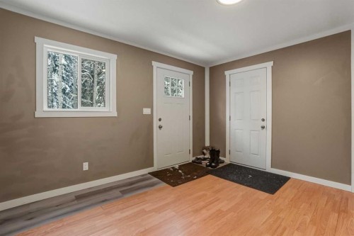 8 29415  Range Rd 52, Rural Mountain View County, AB - Indoor Photo Showing Other Room