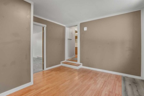 8 29415  Range Rd 52, Rural Mountain View County, AB - Indoor Photo Showing Other Room