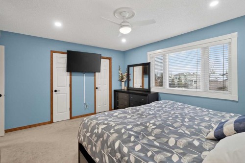112 West Creek Close, Chestermere, AB - Indoor Photo Showing Bedroom