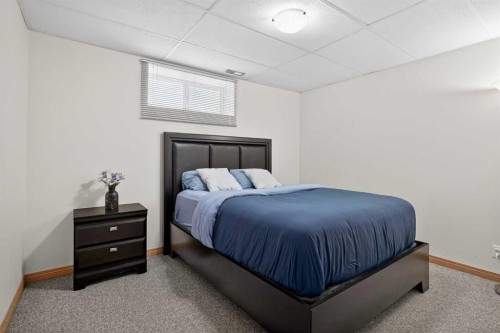 112 West Creek Close, Chestermere, AB - Indoor Photo Showing Bedroom
