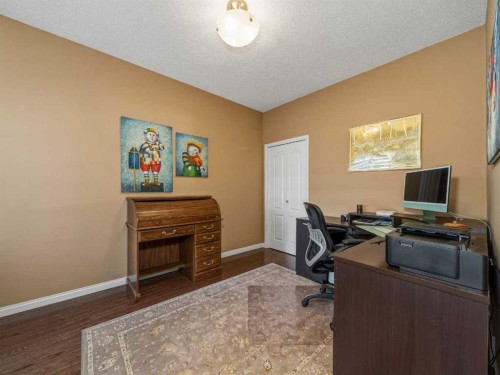 84 Sierra Morena Landing Sw, Calgary, AB - Indoor Photo Showing Office