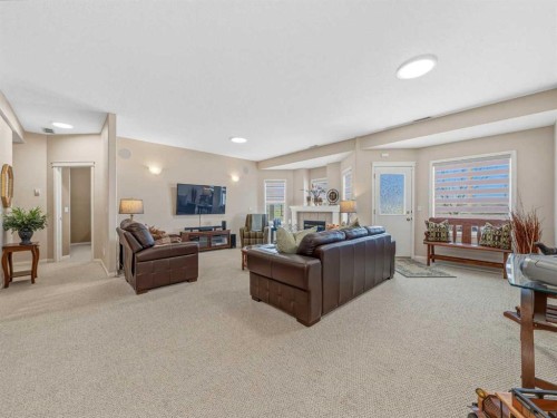 84 Sierra Morena Landing Sw, Calgary, AB - Indoor