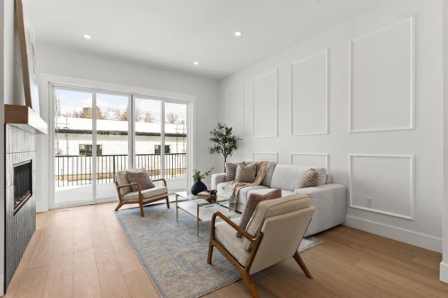 456 22 Avenue Nw, Calgary, AB - Indoor Photo Showing Other Room