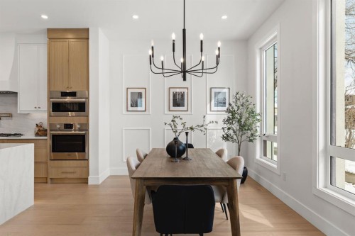 456 22 Avenue Nw, Calgary, AB - Indoor Photo Showing Dining Room