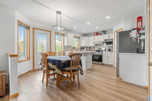 39 Arbour Wood Close Nw, Calgary, AB - Indoor