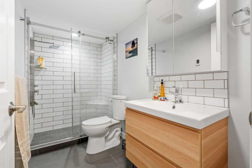 39 Arbour Wood Close Nw, Calgary, AB - Indoor Photo Showing Bathroom