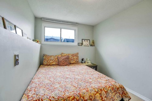 43 Falshire Close Ne, Calgary, AB - Indoor Photo Showing Bedroom