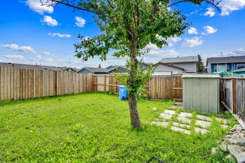 43 Falshire Close Ne, Calgary, AB - Outdoor