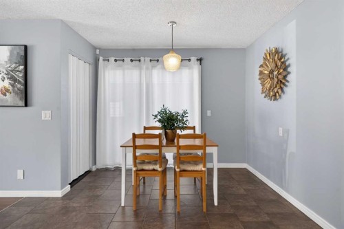 8005 Ranchview Drive Nw, Calgary, AB - Indoor