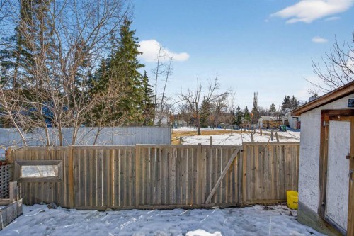 8005 Ranchview Drive Nw, Calgary, AB - Outdoor