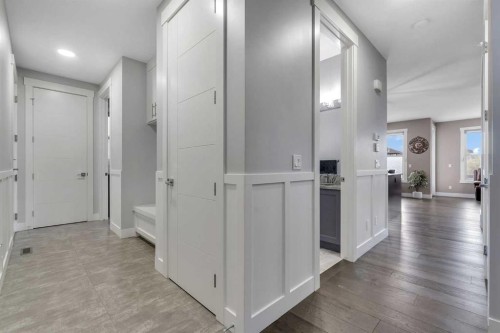 7 Waterford Heights, Chestermere, AB - Indoor Photo Showing Other Room