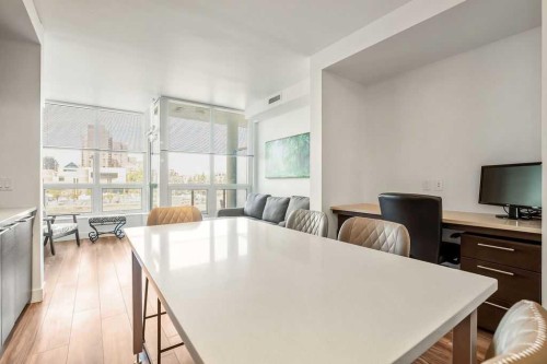 451-222 Riverfront Avenue Sw, Calgary, AB - Indoor