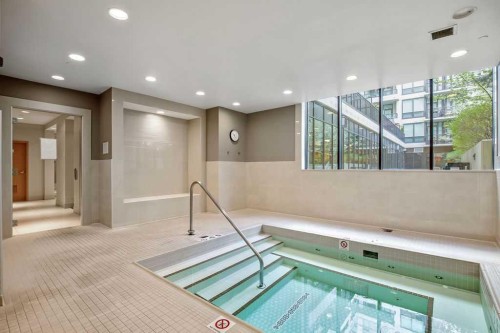 451-222 Riverfront Avenue Sw, Calgary, AB - Indoor Photo Showing Other Room