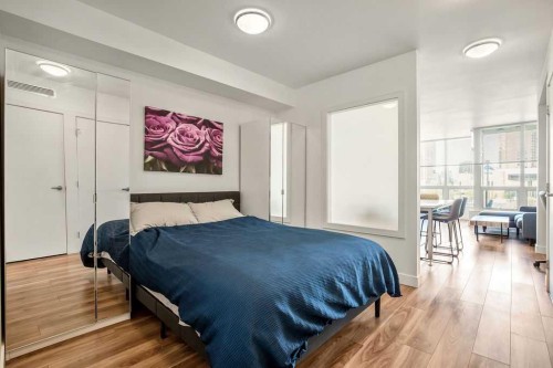 451-222 Riverfront Avenue Sw, Calgary, AB - Indoor Photo Showing Bedroom
