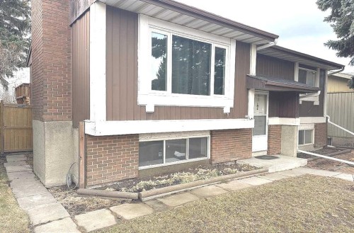 2715 41A Avenue Se, Calgary, AB - Outdoor