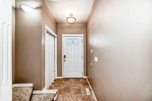 207-620 Luxstone Landing Sw, Airdrie, AB - Indoor Photo Showing Other Room