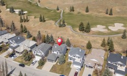 18 Gleneagles View  Cochrane, AB T4C 1N9