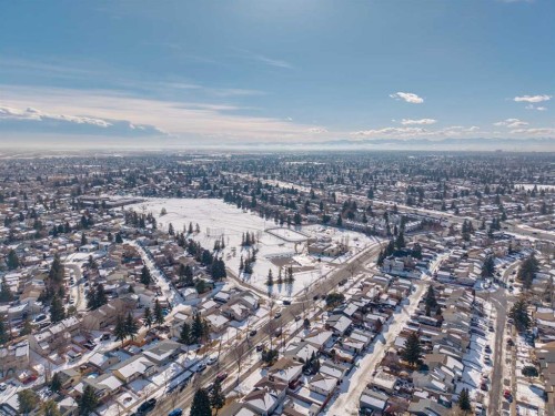 217 Aboyne Place Ne, Calgary, AB - Outdoor With View