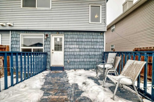 32 Saddlebrook Place Ne, Calgary, AB - Outdoor With Exterior