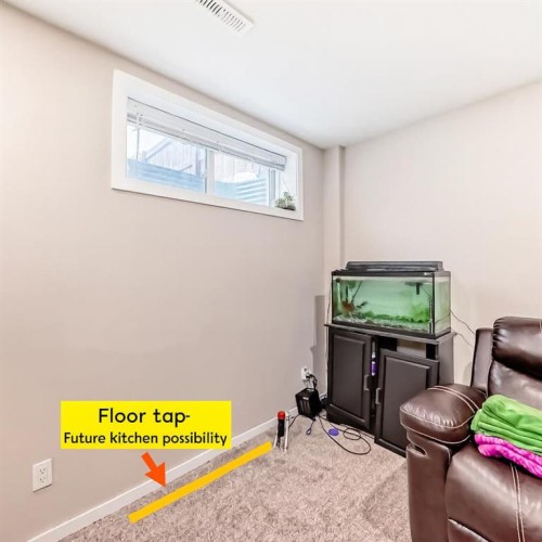 32 Saddlebrook Place Ne, Calgary, AB - Indoor Photo Showing Other Room