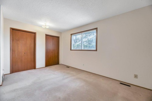 56 Cedarwood Hill Sw, Calgary, AB - Indoor Photo Showing Other Room