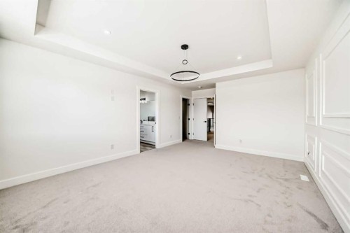 28 Saddlecrest Manor Ne, Calgary, AB - Indoor Photo Showing Other Room