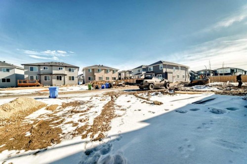 28 Saddlecrest Manor Ne, Calgary, AB - Outdoor