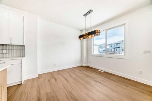 28 Saddlecrest Manor Ne, Calgary, AB - Indoor Photo Showing Other Room