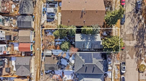 938 5A Street Nw, Calgary, AB - Indoor With Storage