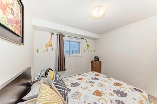 3302-181 Skyview Ranch Manor Ne, Calgary, AB - Indoor Photo Showing Bedroom