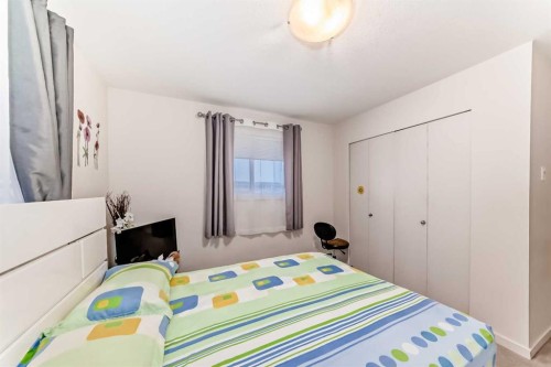 3302-181 Skyview Ranch Manor Ne, Calgary, AB - Indoor Photo Showing Bedroom