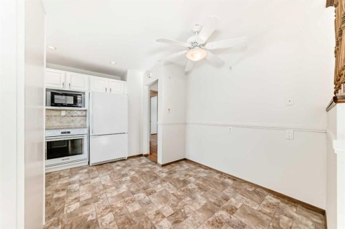 8423 Addison Drive Se, Calgary, AB - Indoor Photo Showing Kitchen