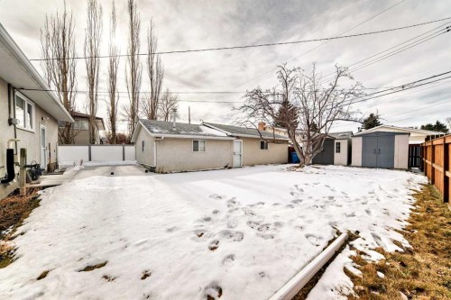 8423 Addison Drive Se, Calgary, AB - Outdoor