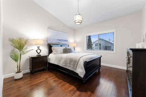 71 Chaparral Close Se, Calgary, AB - Indoor Photo Showing Bedroom