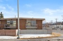 8547 47 Avenue Nw, Calgary, AB  - Outdoor 
