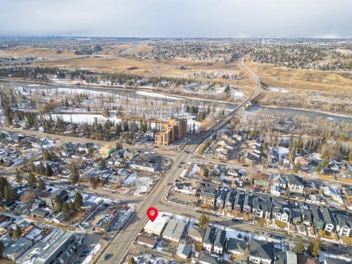 8547 47 Avenue Nw, Calgary, AB - Outdoor With View