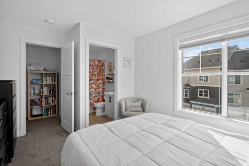 103 Cranbrook Walk Se, Calgary, AB - Indoor Photo Showing Bedroom