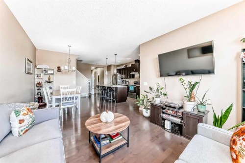 302 Auburn Crest Way Se, Calgary, AB - Indoor Photo Showing Living Room