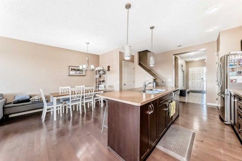 302 Auburn Crest Way Se, Calgary, AB - Indoor Photo Showing Kitchen
