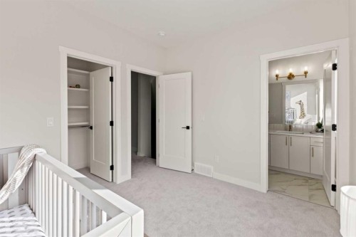 3107 42 Street Sw, Calgary, AB - Indoor