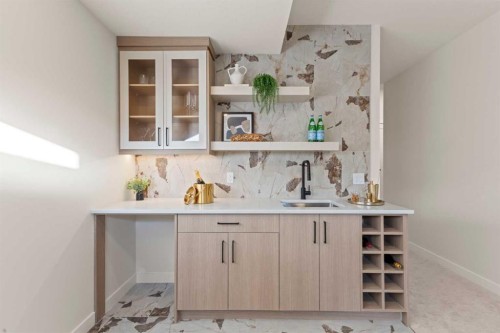 3107 42 Street Sw, Calgary, AB - Indoor