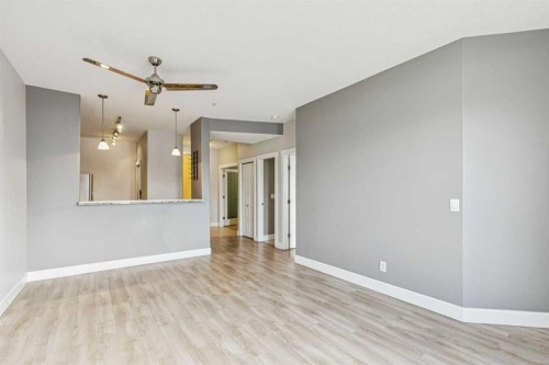 403-830 Centre Avenue Ne, Calgary, AB - Indoor Photo Showing Other Room