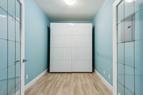 403-830 Centre Avenue Ne, Calgary, AB - Indoor